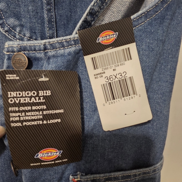Dickies NWT Men's Blue Denim Overalls - Picture 2 of 5